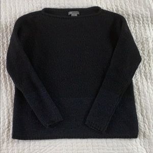 Vince black with blue trim